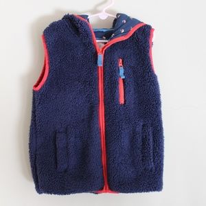 Mini boden shaggy fur hooded vest